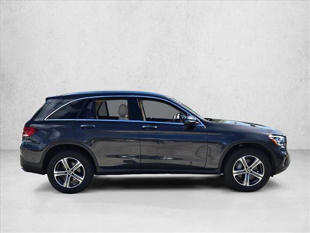 Used 2022 Mercedes-Benz GLC 300 image 4