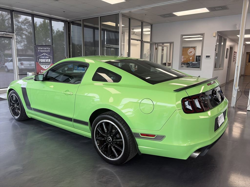 Used 2013 Ford Mustang Boss 302 w/ Boss 302 Accessory Pkg RWD image 4