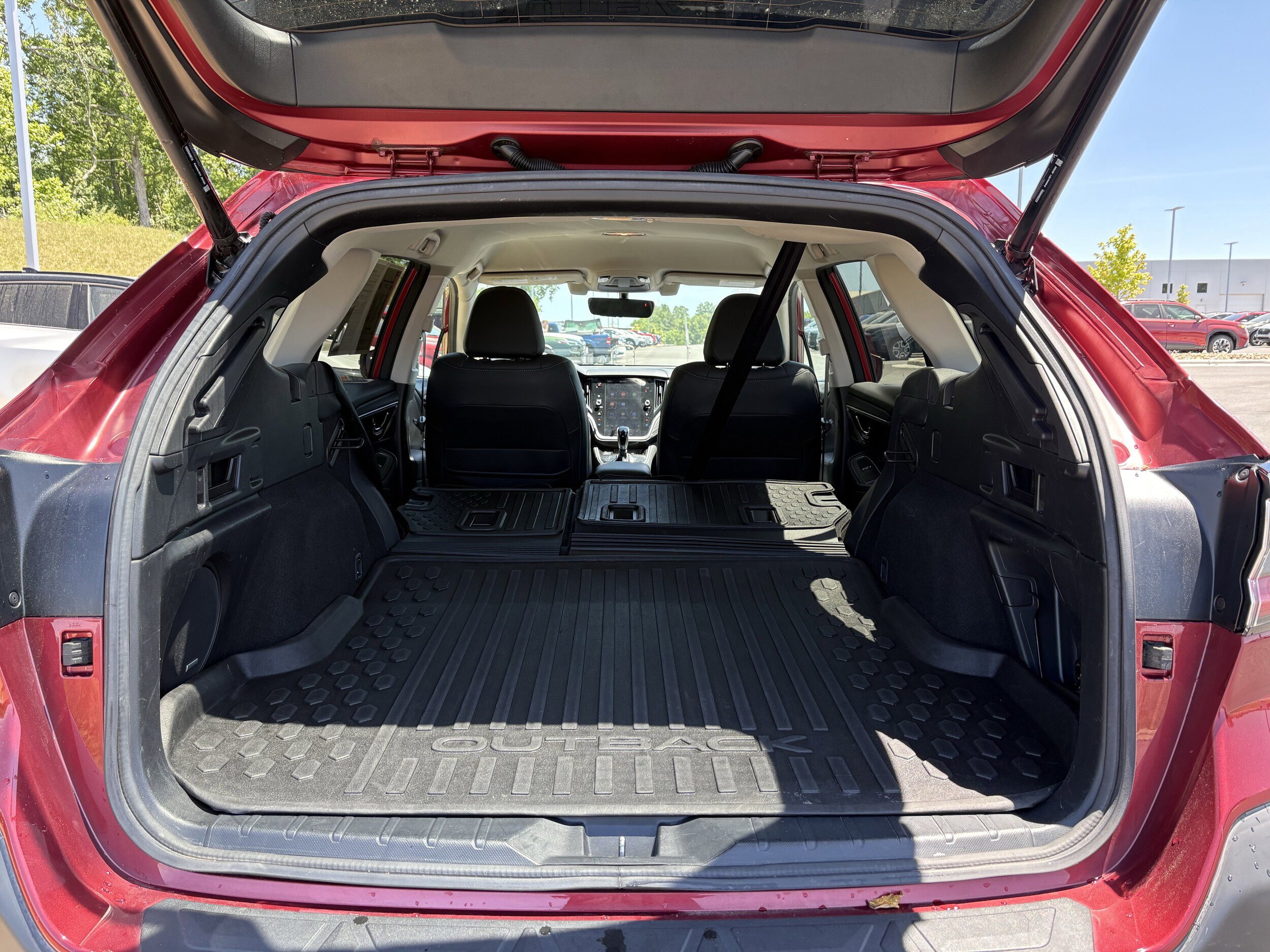 Used 2020 Subaru Outback Limited AWD/4WD image 12