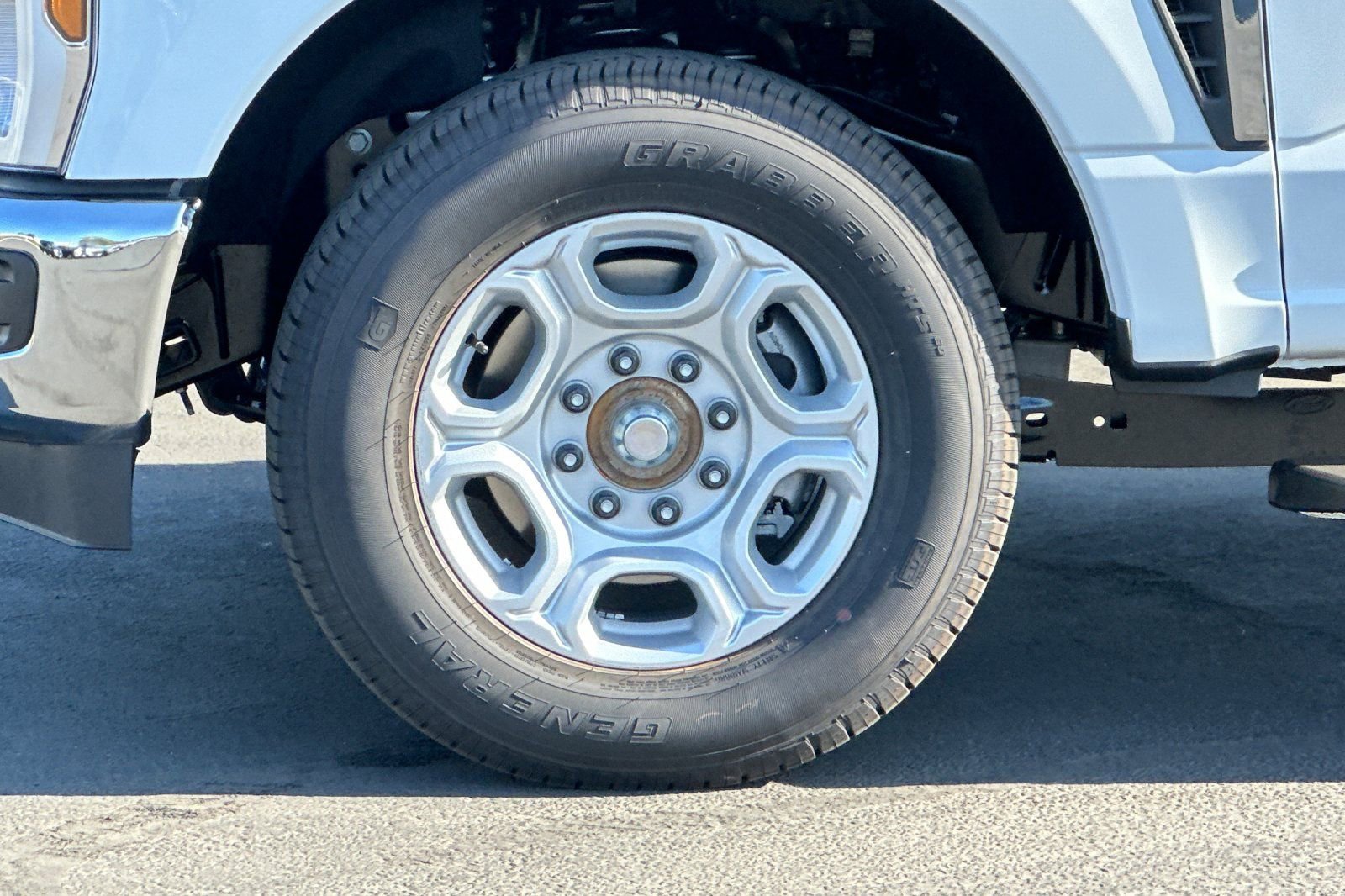 New 2026 Ford F350 XLT w/ 360-Degree Camera Package image 23