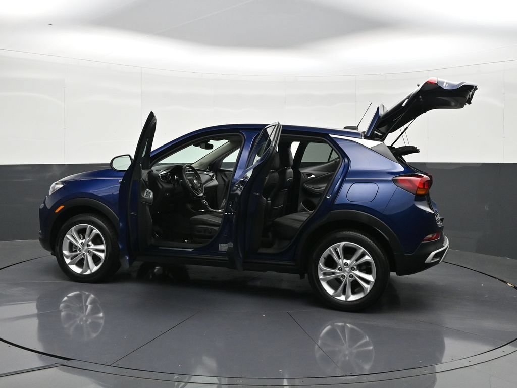 Used 2023 Buick Encore GX Preferred w/ Cold Weather Comfort Package AWD/4WD image 39