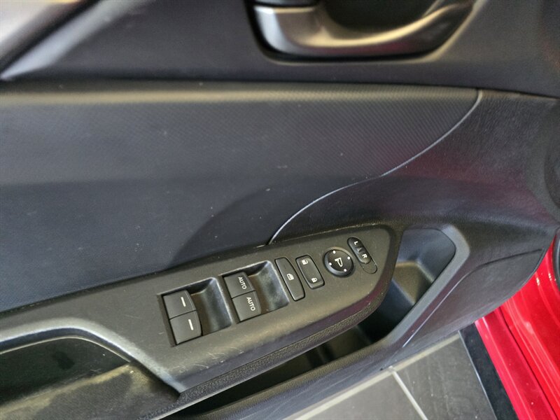 Used 2017 Honda Civic Sport image 15