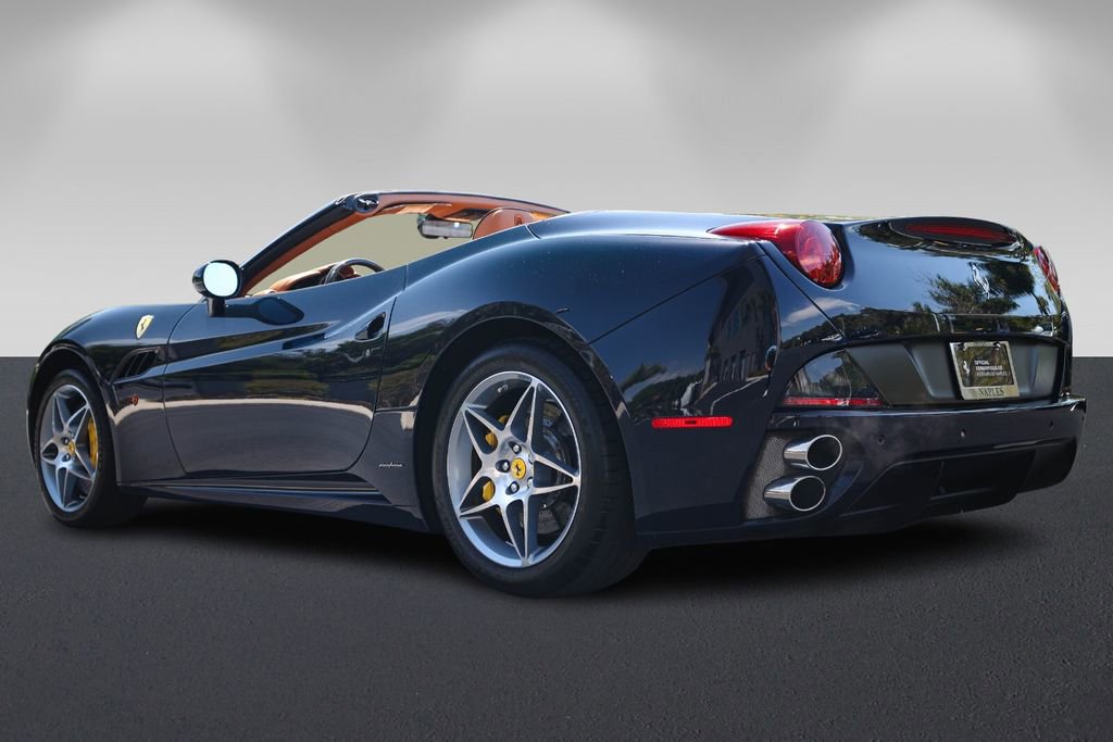 Used 2011 Ferrari California image 5