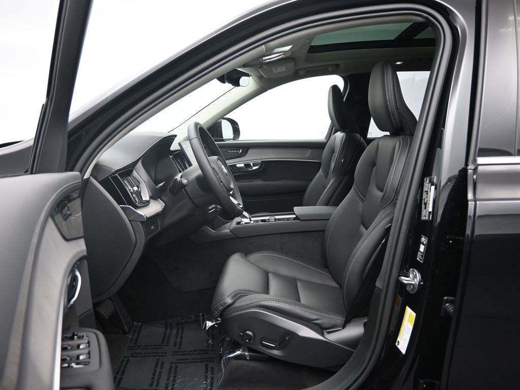 New 2026 Volvo XC90 B6 Ultra image 22