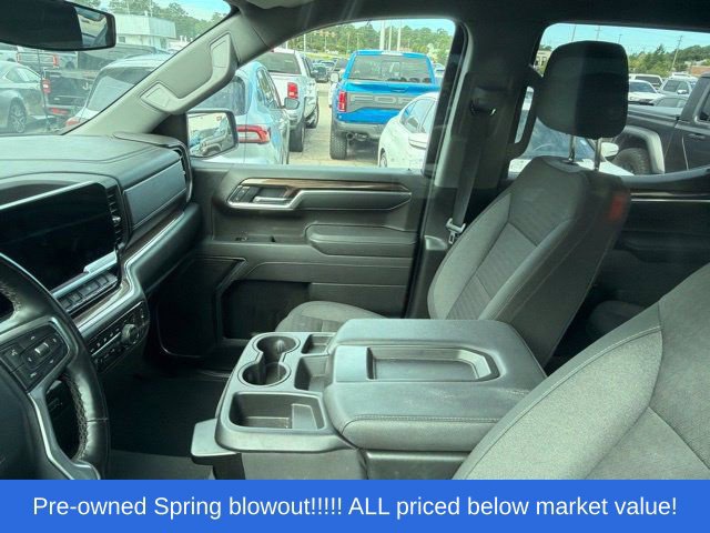 Used 2025 Chevrolet Silverado 1500 LT AWD/4WD image 16