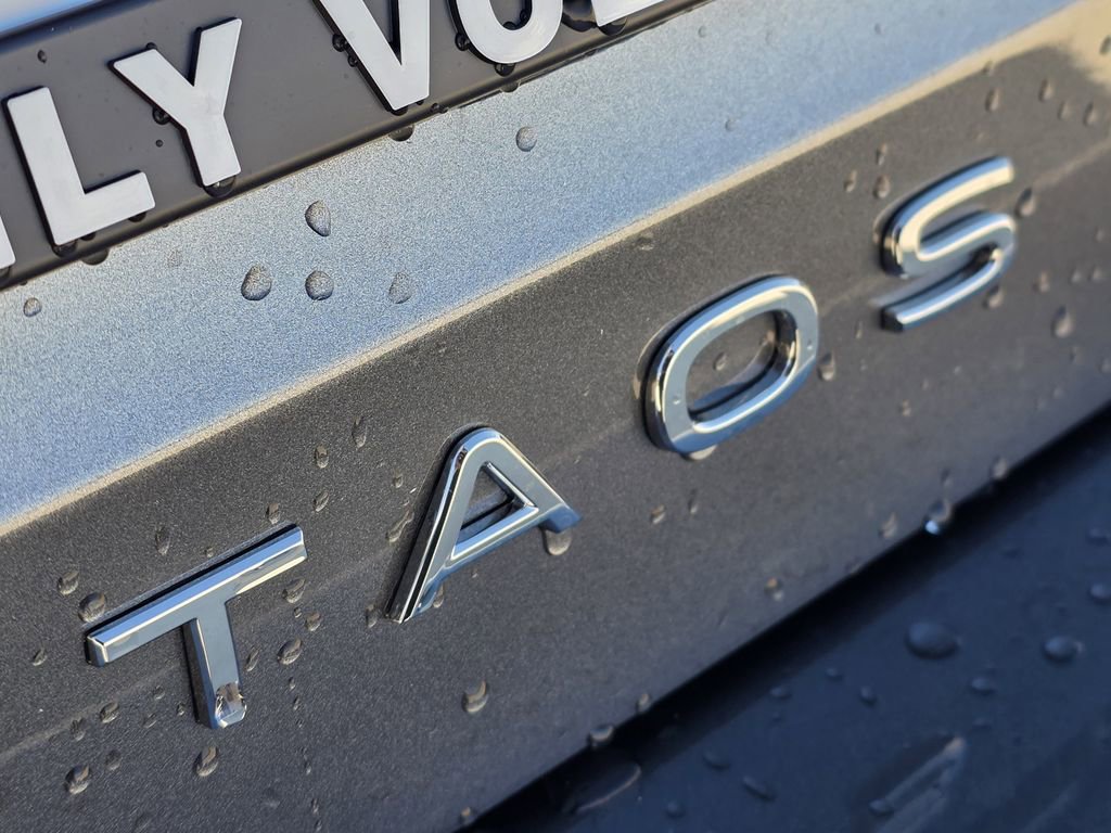 New 2026 Volkswagen Taos S FWD image 8