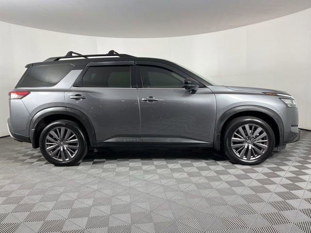Used 2023 Nissan Pathfinder SL w/ SL Premium Package AWD/4WD image 12