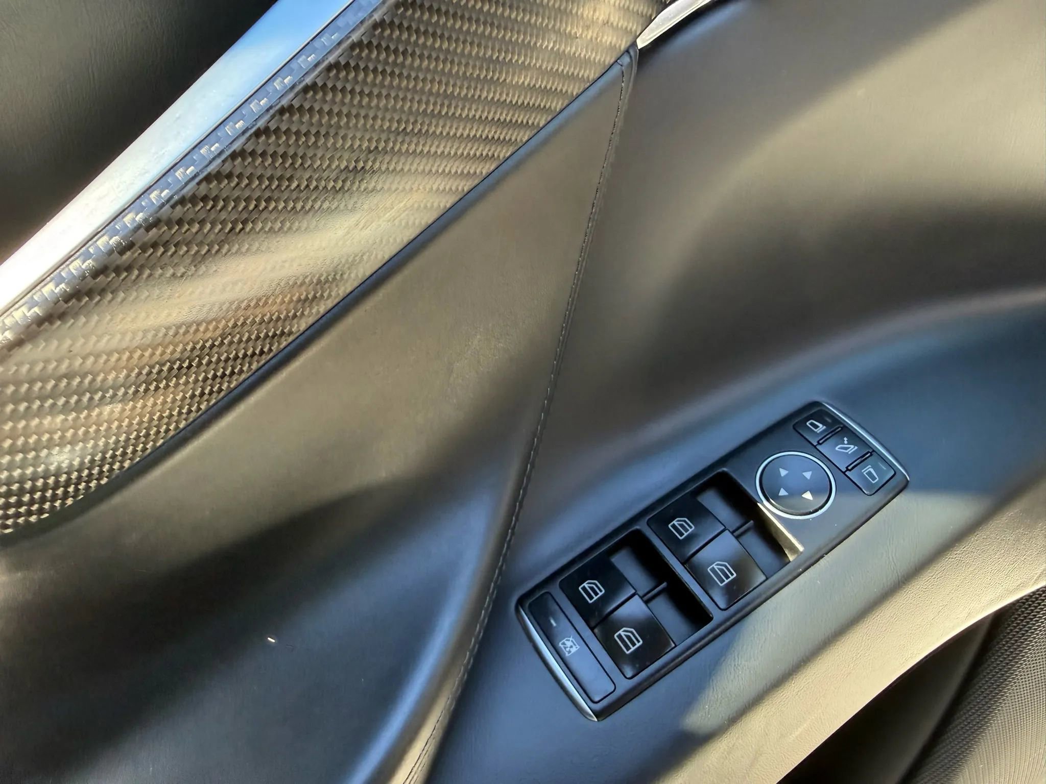 Used 2017 Tesla Model X 75D image 27