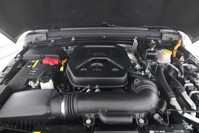 Used 2025 Jeep Wrangler Unlimited Sahara image 15