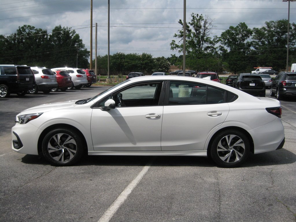 Used 2024 Subaru Legacy Premium AWD/4WD image 4