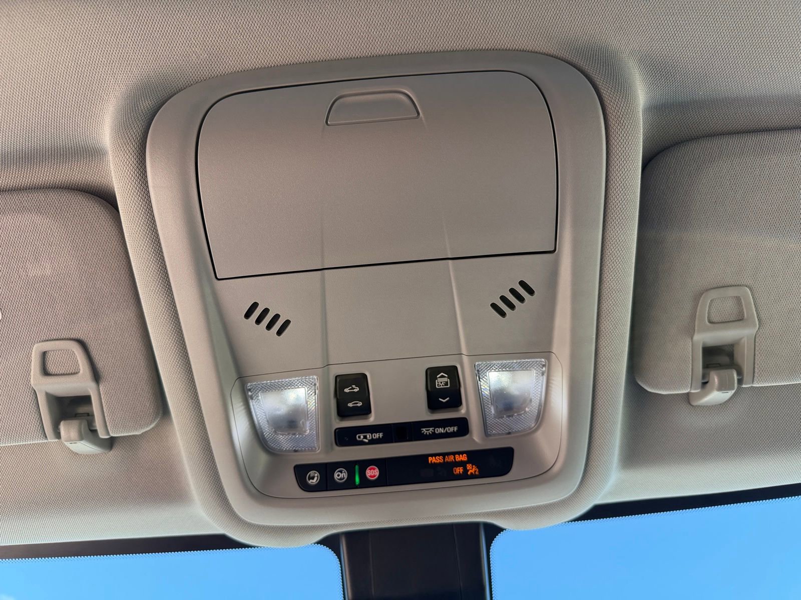 Used 2024 Chevrolet Equinox LT FWD image 22