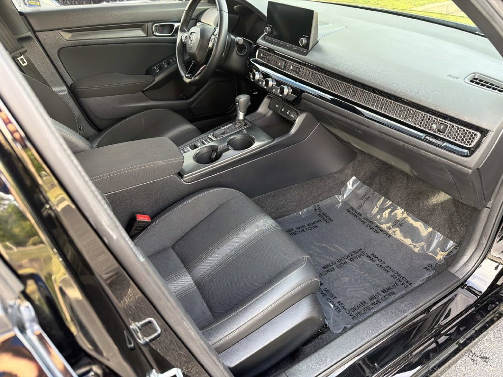 Used 2025 Honda Civic Sport image 22