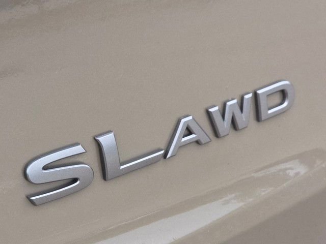 New 2025 Nissan Rogue SL w/ Tech Package image 4