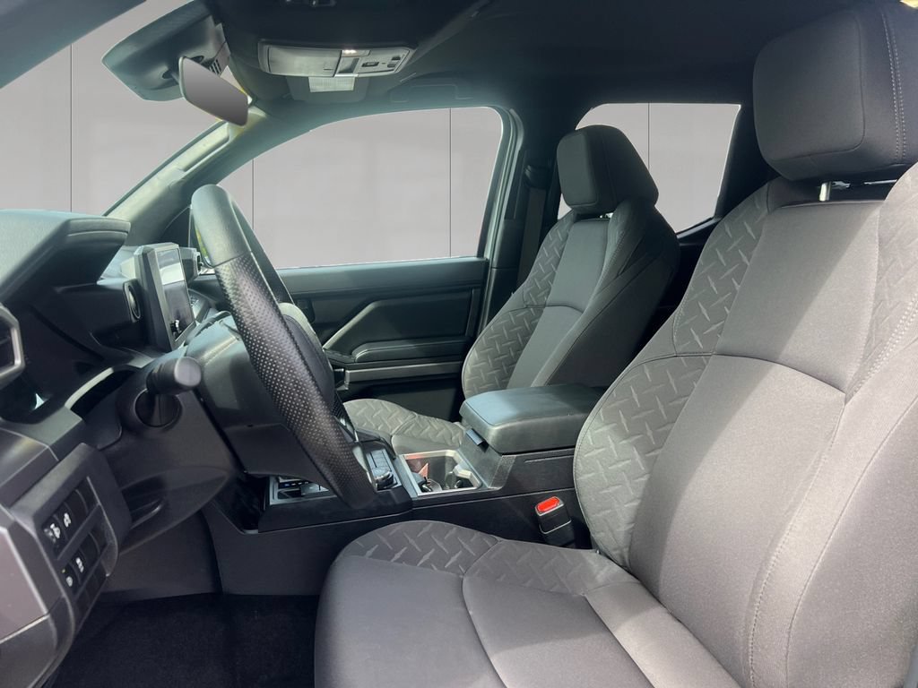 Used 2026 Toyota Tacoma SR5 AWD/4WD image 10