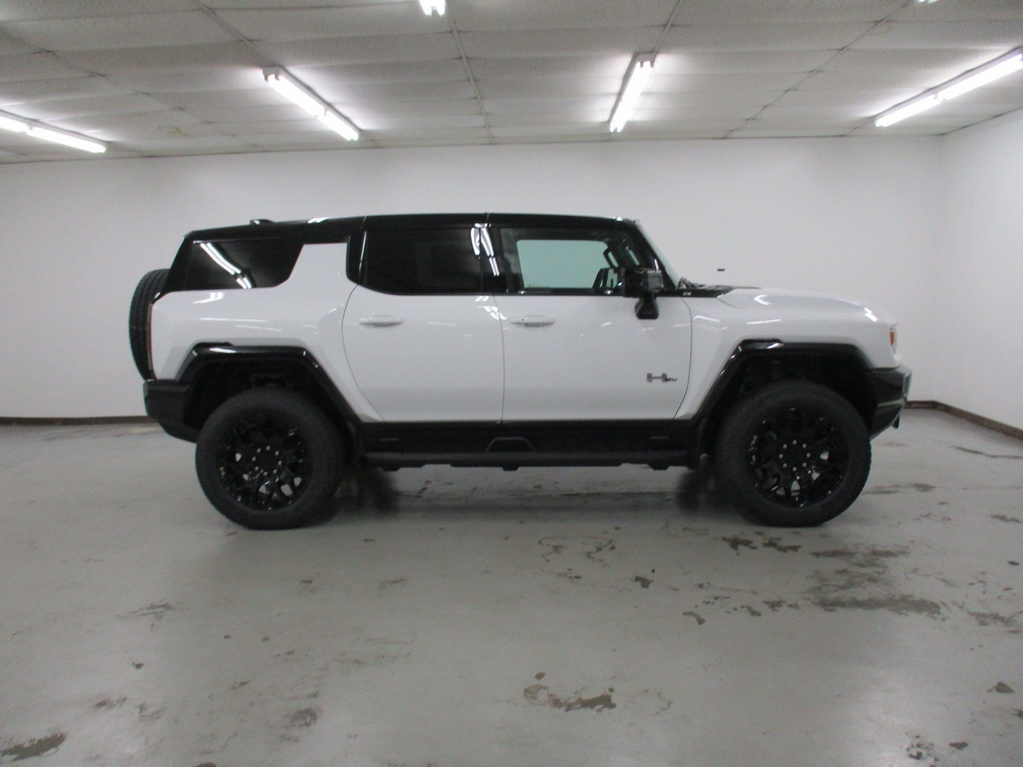 New 2026 GMC Hummer EV SUV AWD/4WD image 15