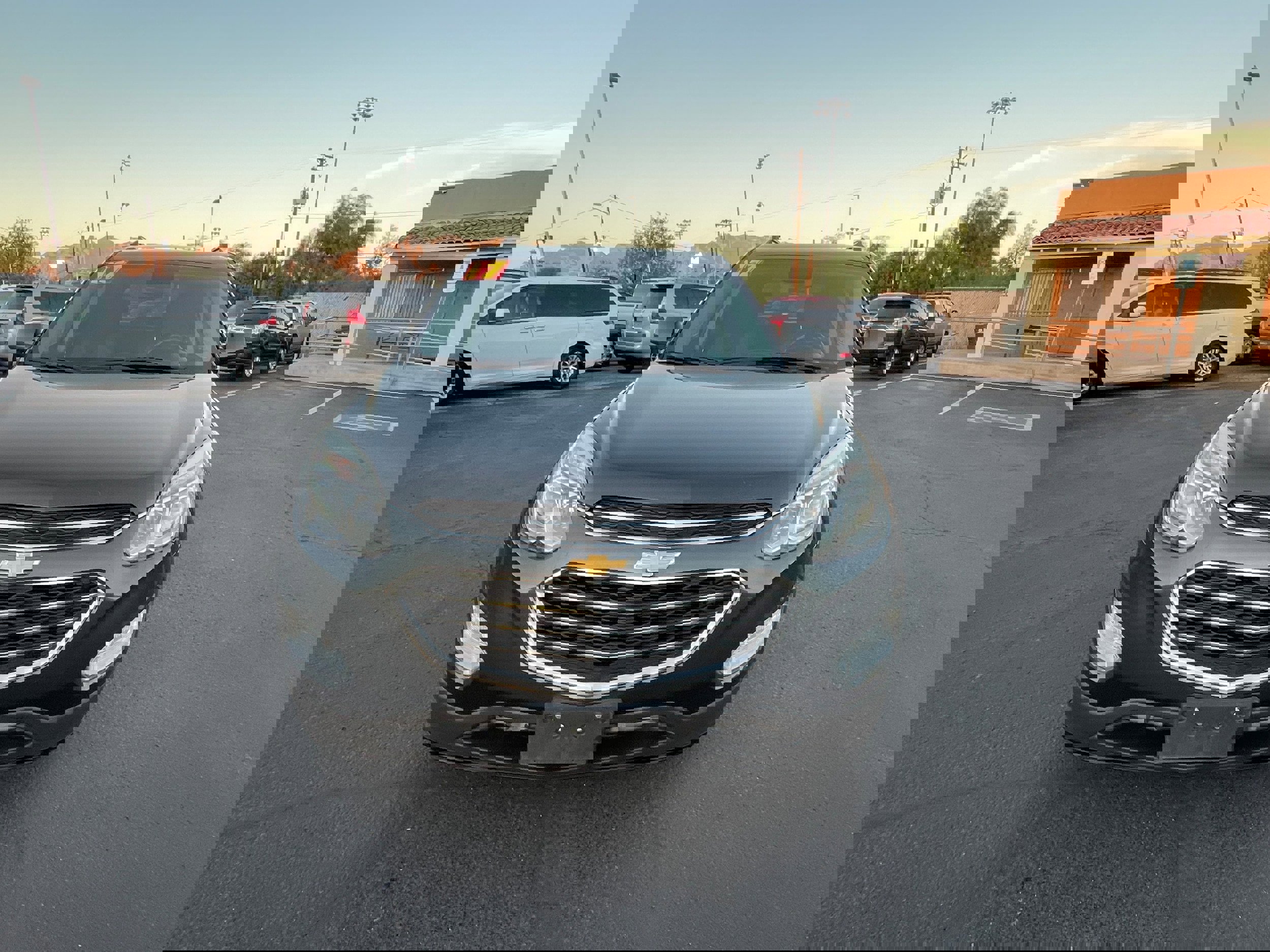 Used 2017 Chevrolet Equinox LT w/ Convenience Package image 8