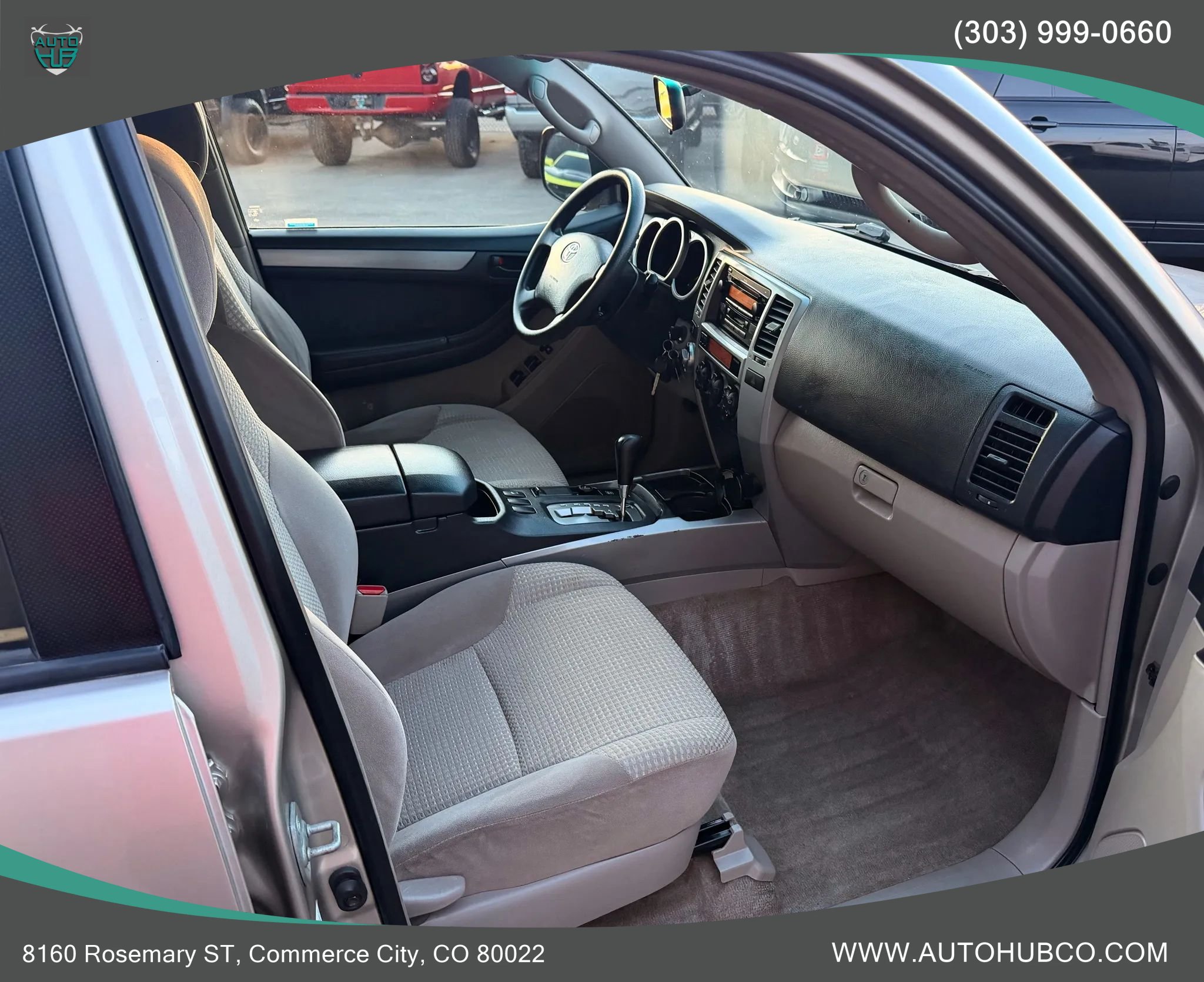 Used 2004 Toyota 4Runner SR5 AWD/4WD image 10