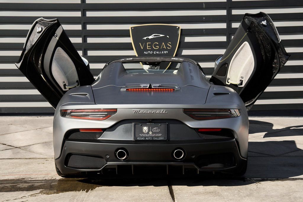 Used 2023 Maserati MC20 Spyder image 27