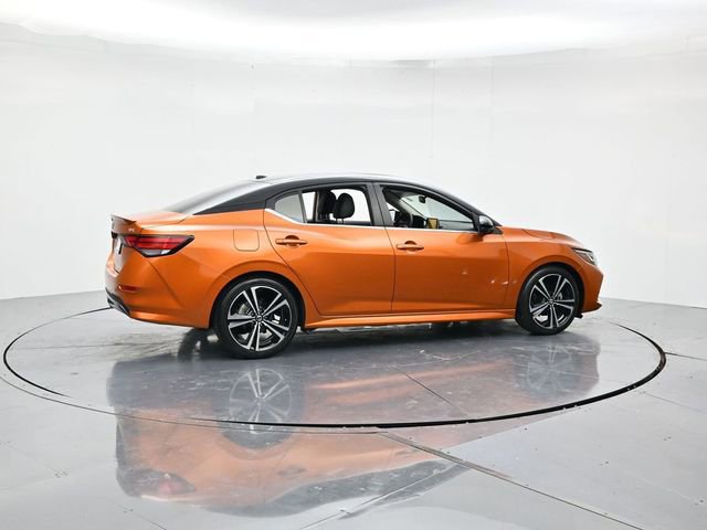 Used 2023 Nissan Sentra SR w/ SR Premium Package image 2