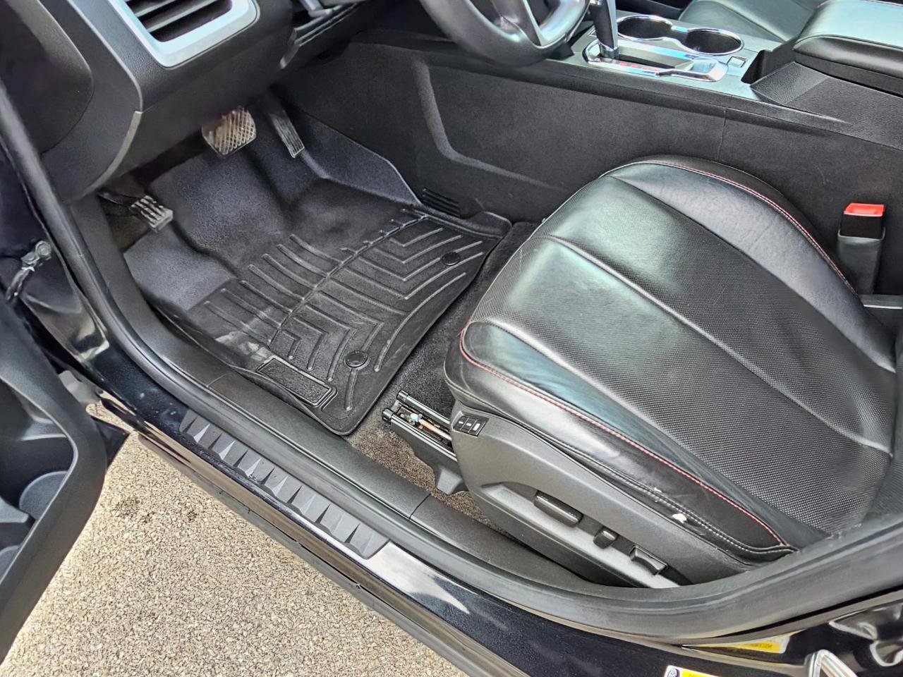 Used 2011 GMC Terrain SLT w/ Cargo Package AWD/4WD image 28