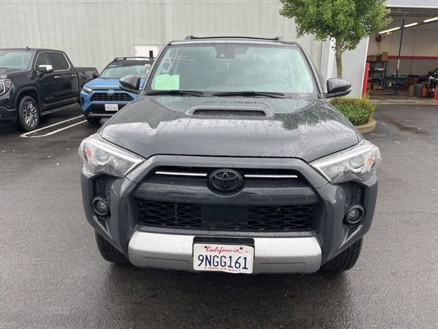 Used 2024 Toyota 4Runner TRD Off-Road Premium w/ Moonroof Package AWD/4WD image 2