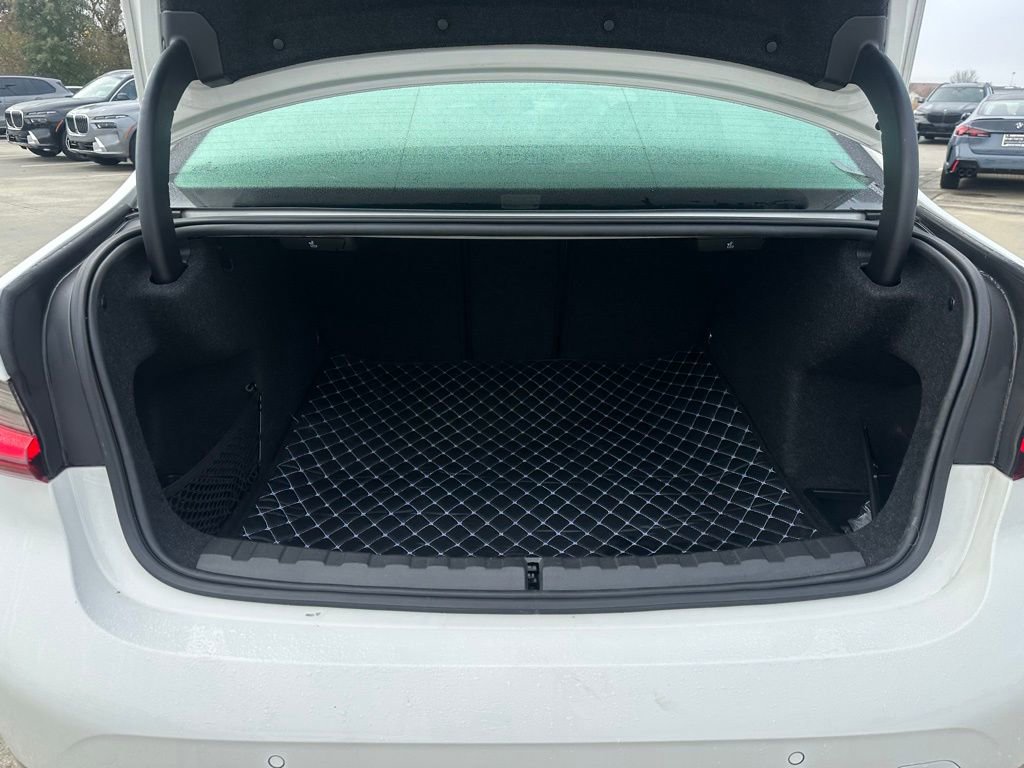 Certified 2023 BMW 330i Sedan w/ M Sport Package image 23