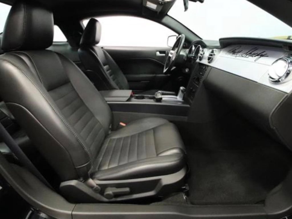 Used 2006 Ford Mustang GT Premium RWD image 21
