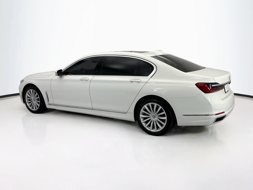 Used 2020 BMW 740i w/ Premium Package RWD image 7