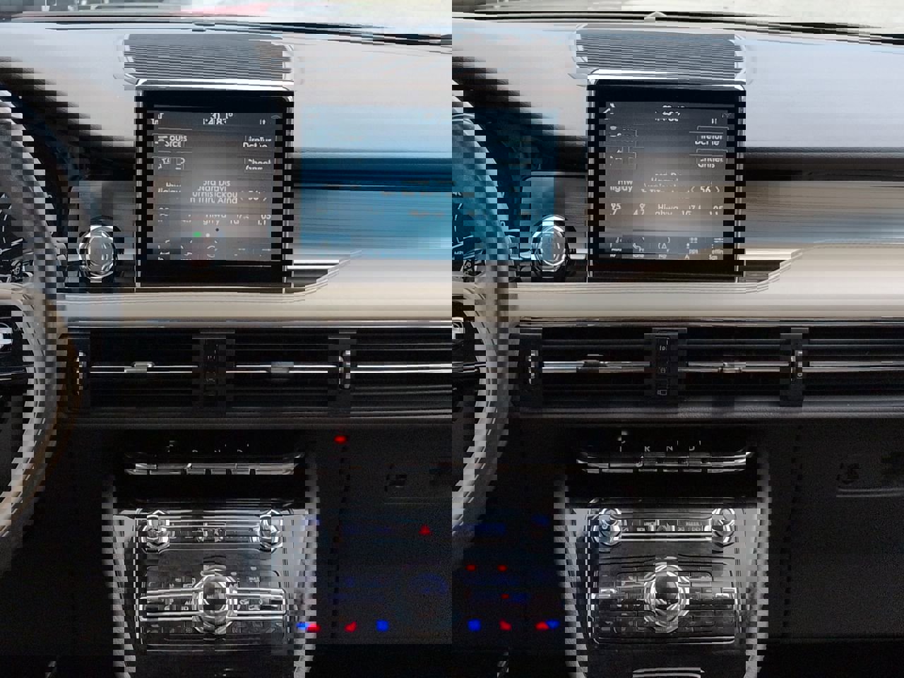 Used 2020 Lincoln Corsair AWD image 15