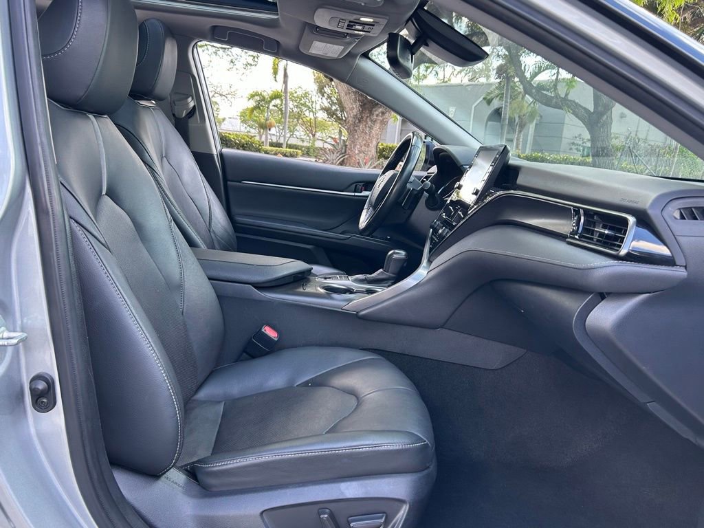 Used 2023 Toyota Camry XSE FWD image 34