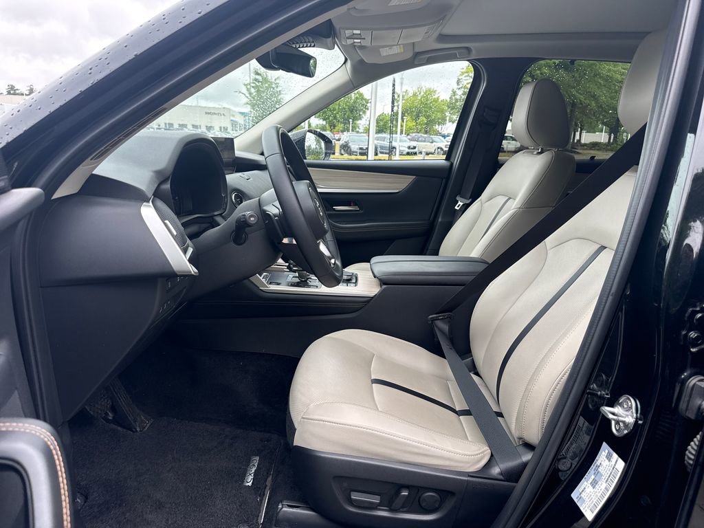 Used 2024 MAZDA CX-90 Plug-In Hybrid w/ Premium Pkg AWD/4WD image 13