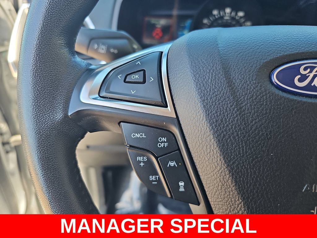 Used 2022 Ford Edge Titanium w/ Equipment Group 301A AWD/4WD image 17