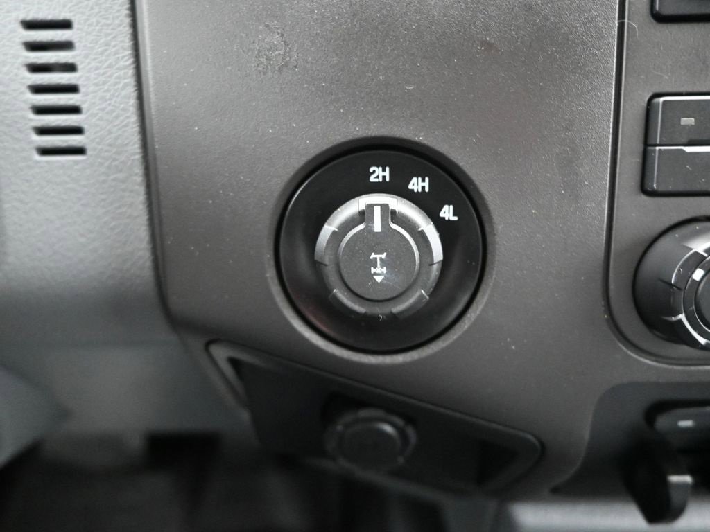 Used 2016 Ford F250 XL w/ Power Equipment Group image 14