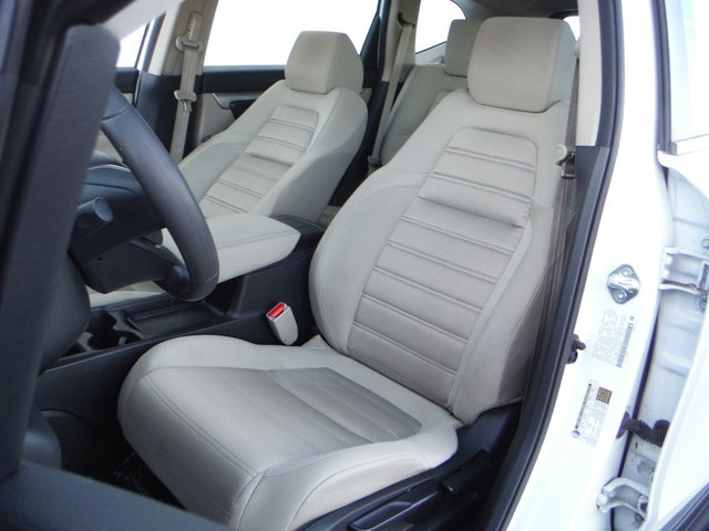 Used 2018 Honda CR-V LX image 14