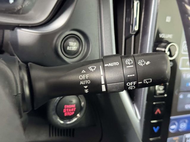 Certified 2025 Subaru Forester Limited image 24