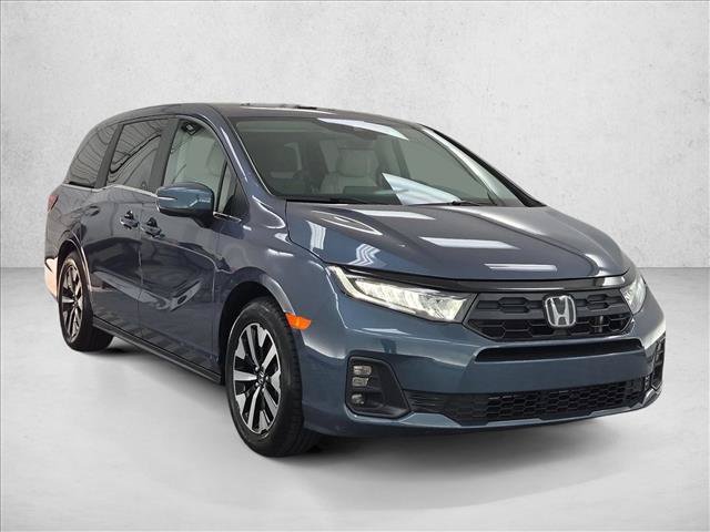 Used 2025 Honda Odyssey EX-L video 3