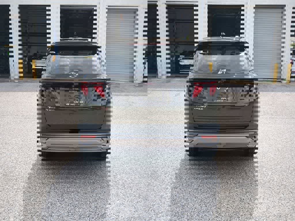 New 2026 Hyundai Tucson SE image 6