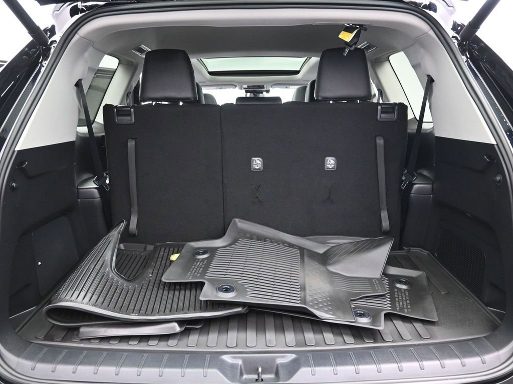 Certified 2026 Toyota Grand Highlander Platinum image 35