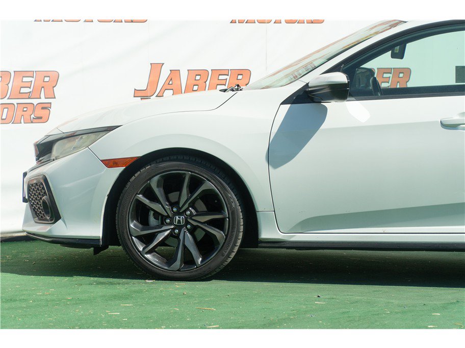 Used 2018 Honda Civic Sport image 12