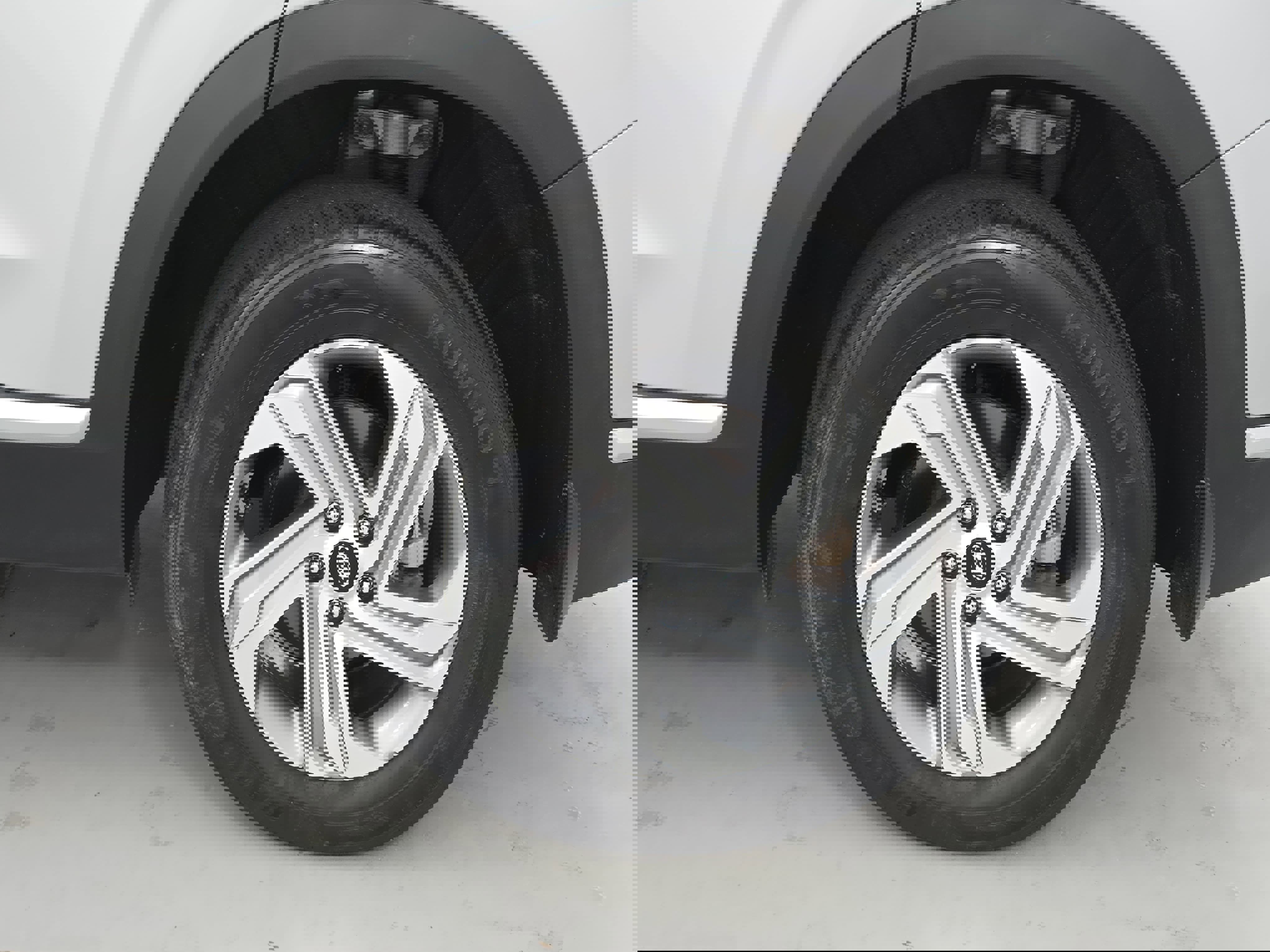 Used 2023 Hyundai Santa Fe SEL w/ Premium Package AWD/4WD image 34