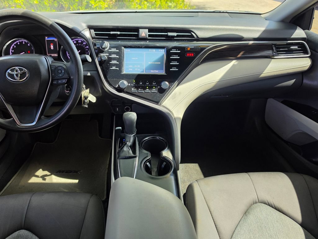 Used 2019 Toyota Camry LE FWD image 15