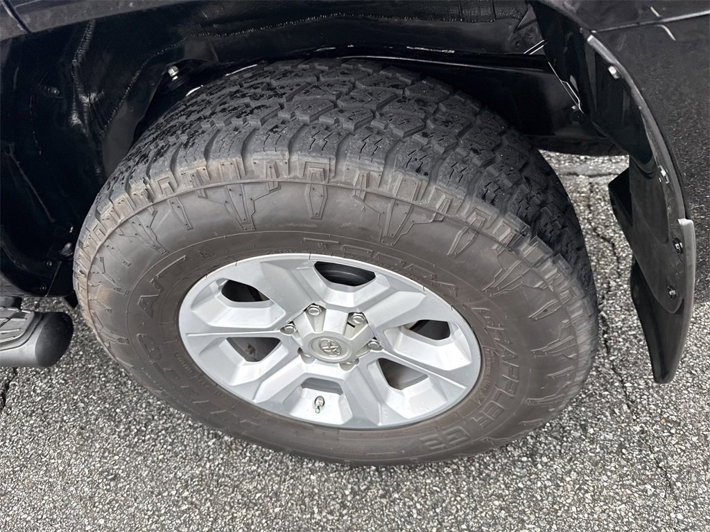 Used 2019 Toyota 4Runner SR5 image 19