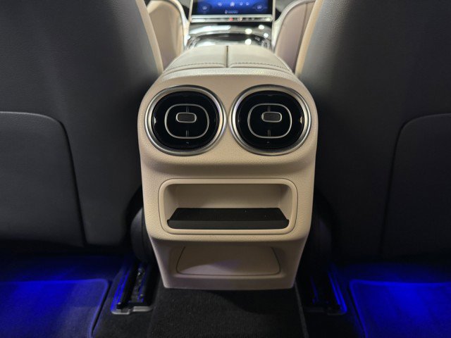Certified 2025 Mercedes-Benz GLC 300 image 53