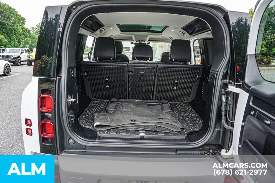 Used 2022 Land Rover Defender 110 SE AWD/4WD image 24