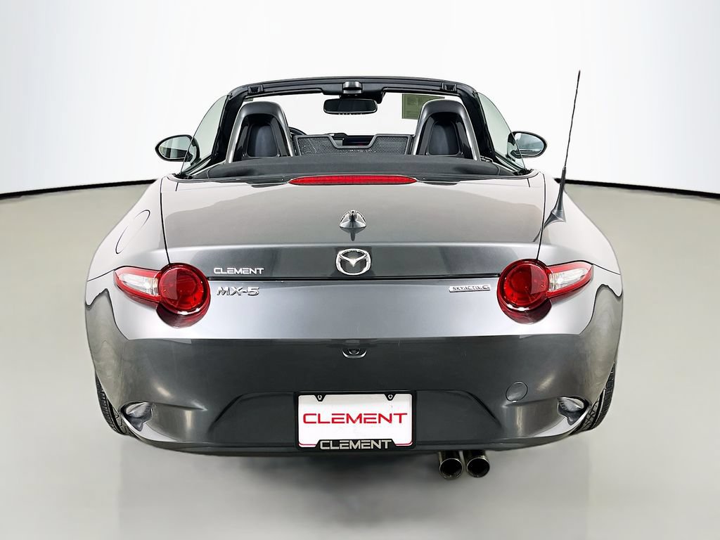 Used 2022 MAZDA MX-5 Miata Grand Touring RWD image 8
