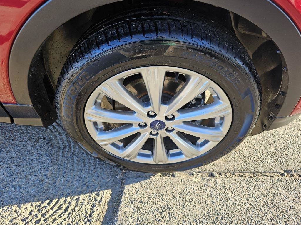 Used 2017 Ford Escape Titanium AWD/4WD image 11