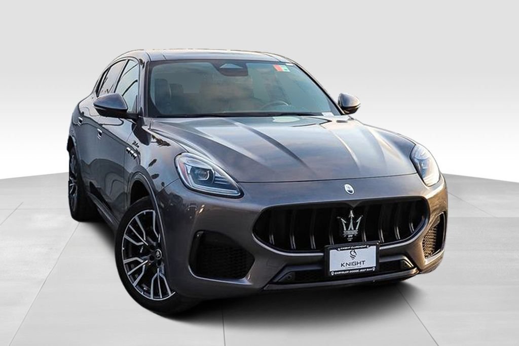 Used 2023 Maserati Grecale Modena AWD/4WD image 2