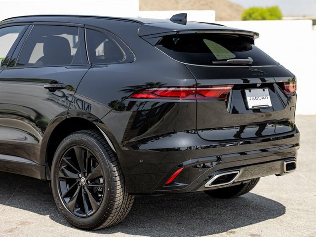 New 2026 Jaguar F-PACE R-Dynamic S AWD/4WD image 10
