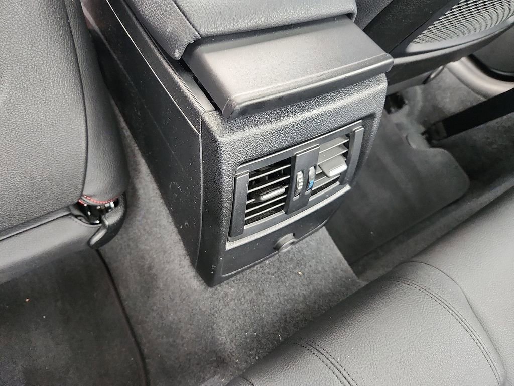 Used 2017 BMW 230i Coupe image 11