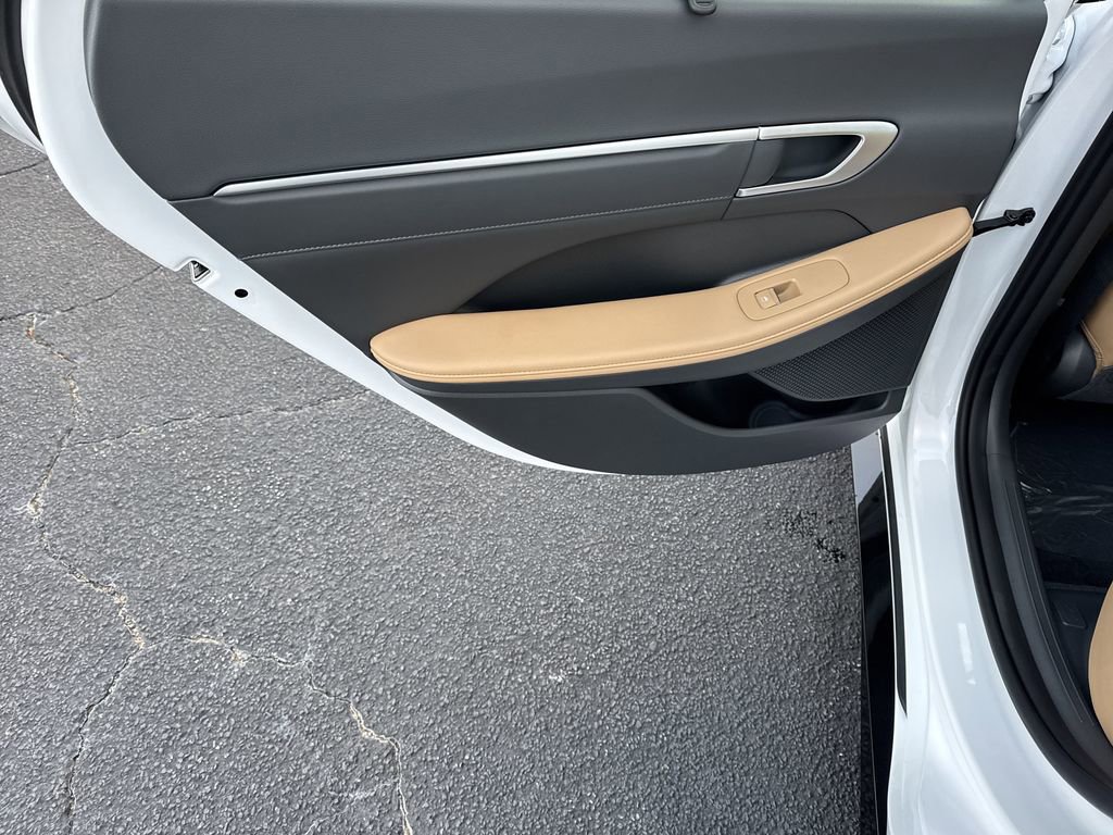 New 2026 Hyundai Sonata Limited FWD image 20